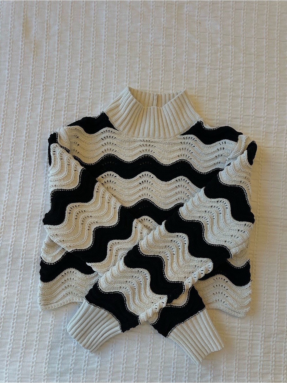 Zara: Striped Cropped Knit Sweater in Black and White - Picture 3 of 5